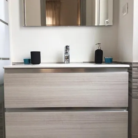 فندق مبيت وإفطار Il Glicine Centro 3*