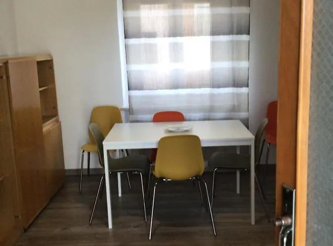 Oda ve Kahvaltı Il Glicine Centro 3*