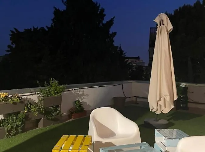 Il Glicine Centro Oda ve Kahvaltı 3*