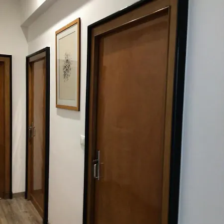 住宿加早餐酒店 Il Glicine Centro 佩斯卡拉