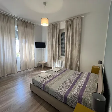 Il Glicine Centro 住宿加早餐酒店